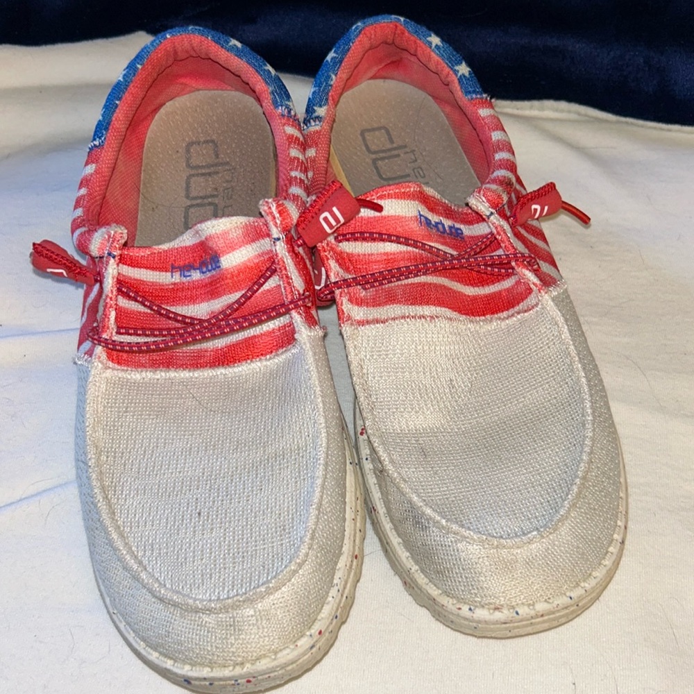 Hey dude shoes
